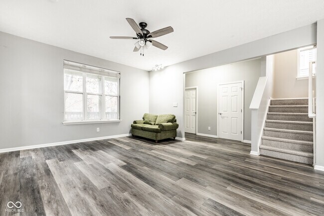 Building Photo - 2525 Central Ave