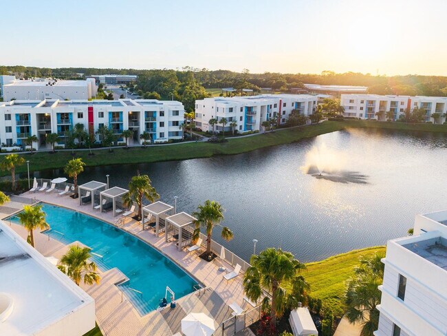 Building Photo - 257 S Seneca Blvd