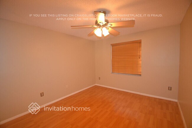 Building Photo - 669 NW 151st Ave