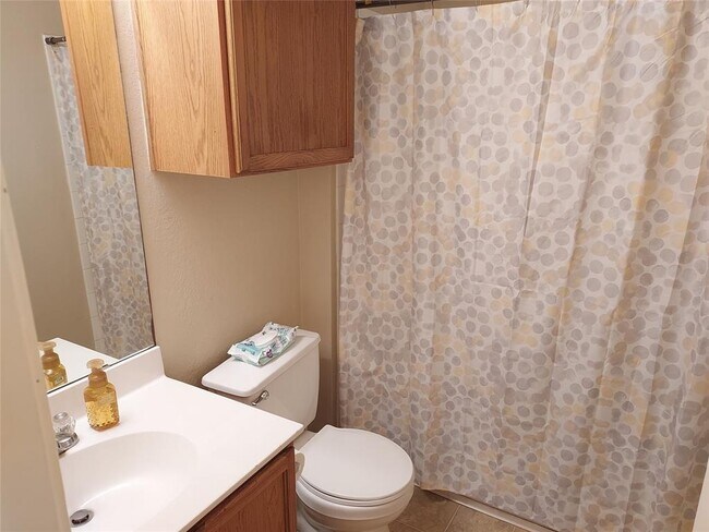 Building Photo - 802 Bull Creek Pkwy