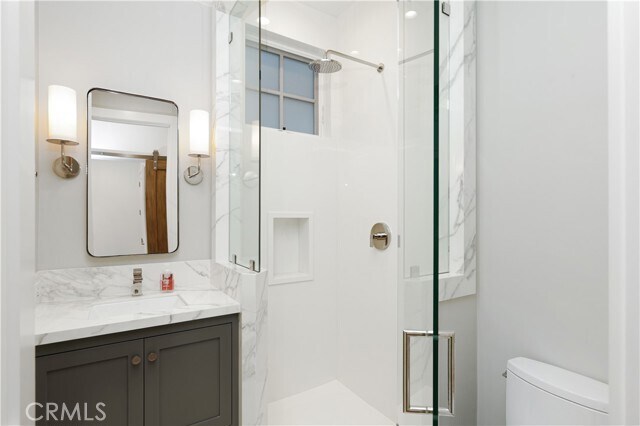 Building Photo - 708 Heliotrope Ave