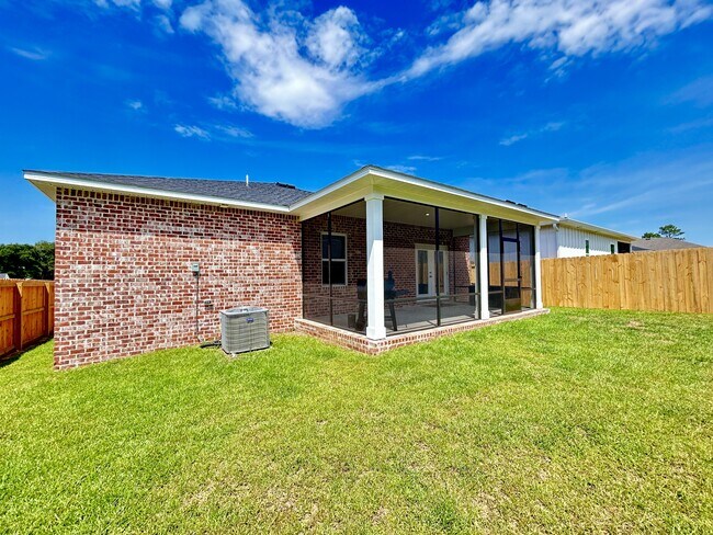 Building Photo - 6230 Forest Pines Dr