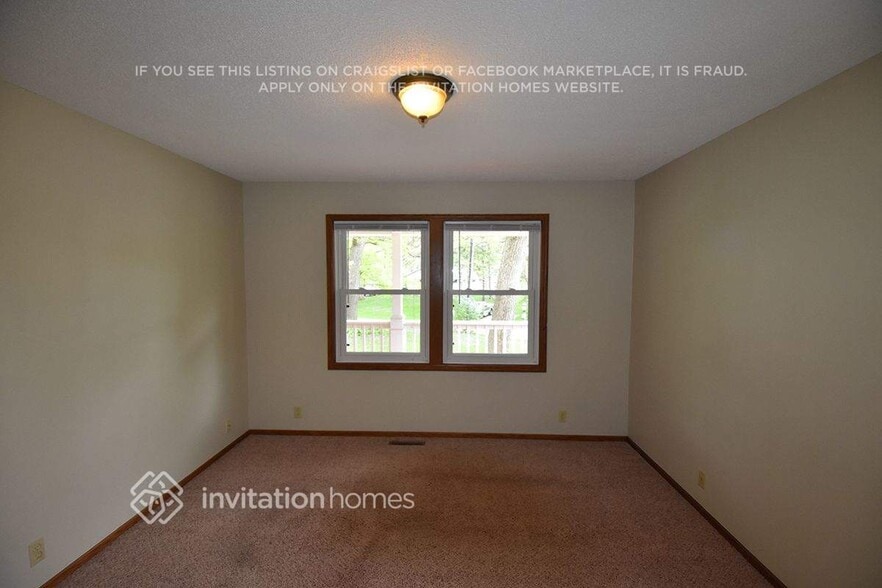 Building Photo - 2709 Stillwater St