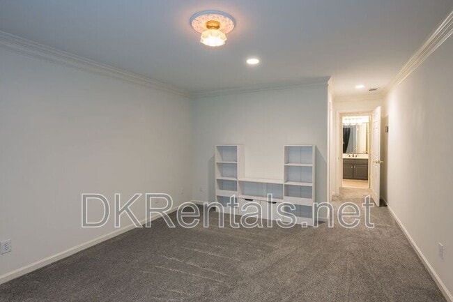Building Photo - 250 Providence Pl Way