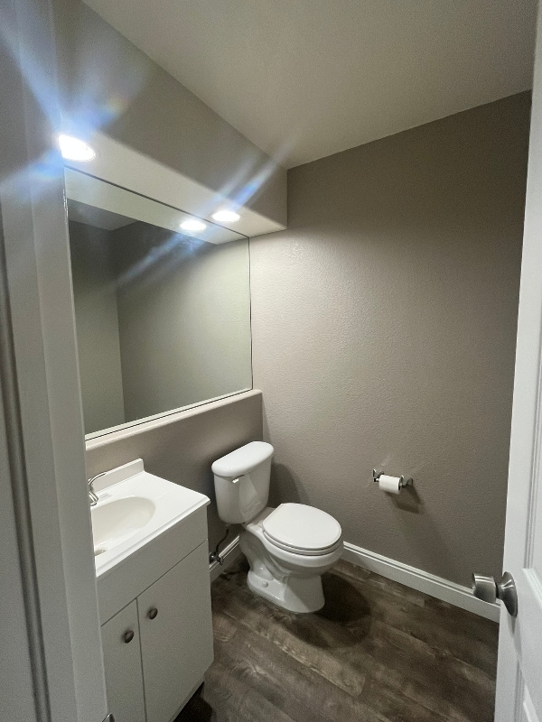 Building Photo - 102 Bayside Cir