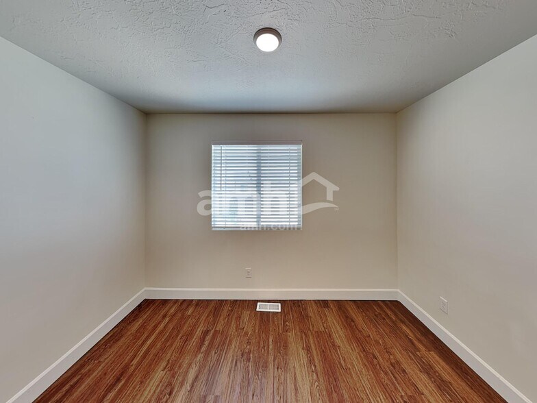 Building Photo - 7357 S Copper Rim Dr