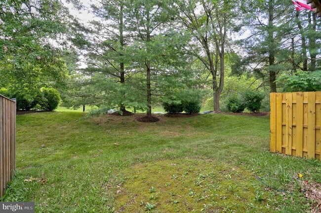 Building Photo - 4723 Leyden Way