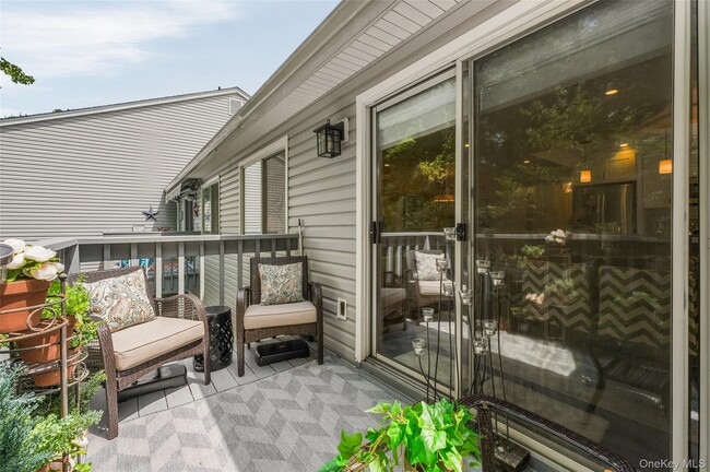 Building Photo - 149 Flintlock Way