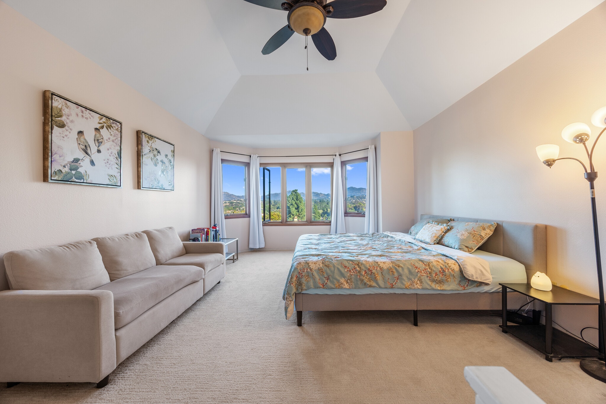 Building Photo - 17645 Rienzi Pl