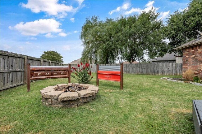 Building Photo - 307 Blair Cir