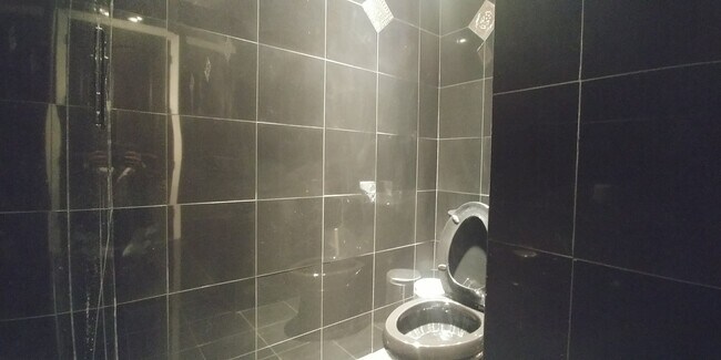 Building Photo - 406 Lillian Dr