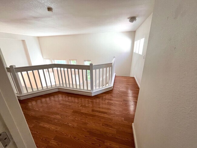 Building Photo - Bright & Spacious 4BR/3BA Home in Desirable East Davis – 1,980 Sq Ft