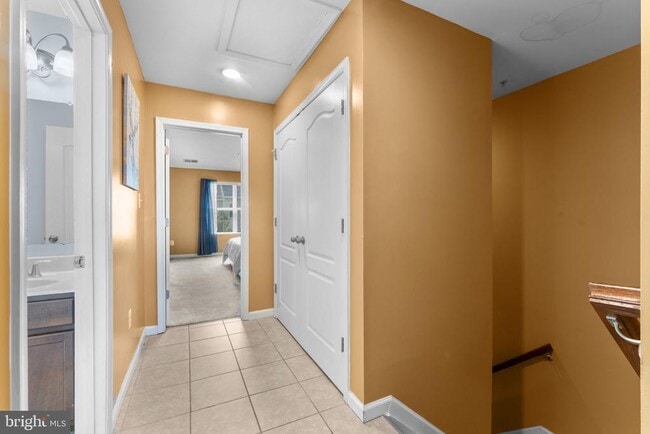 Building Photo - 15305 Kettlebaston Ln