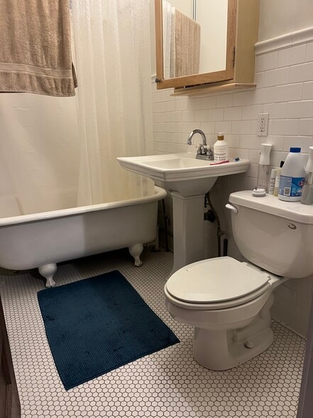 Building Photo - 1032 Portland Ave