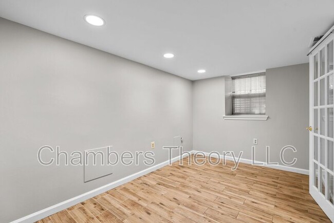 Building Photo - 1438 Meridian Pl NW