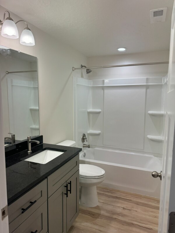 Building Photo - 3923 W Rock Is Ave