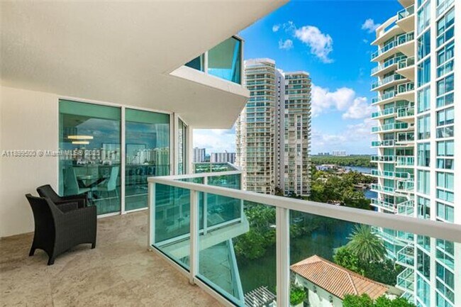 Building Photo - 200 Sunny Isles Blvd