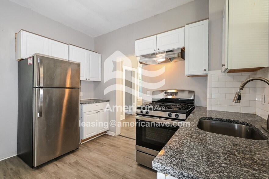 Building Photo - 306 Marlow St