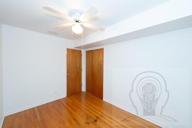 Building Photo - 2 bedroom in CHICAGO IL 60641