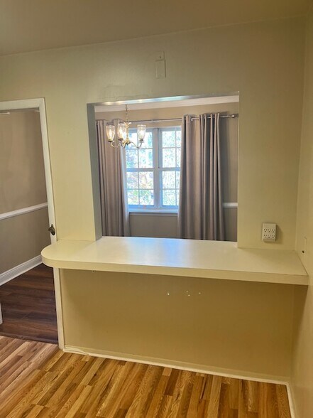 Building Photo - 234 Crocker Dr