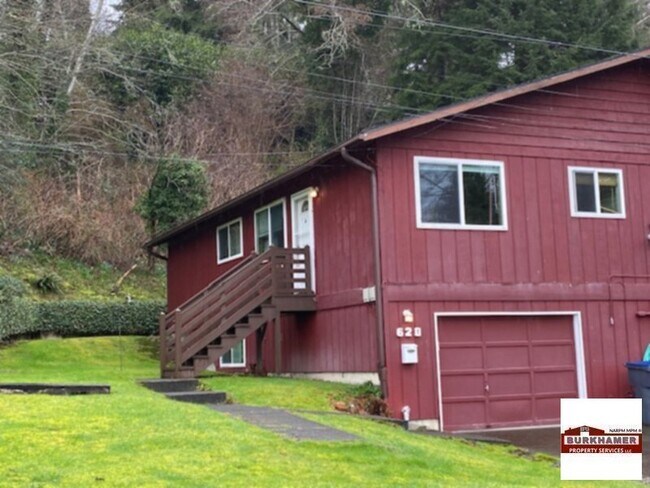 Primary Photo - 620 4th Ave Aberdeen, WA. 98520