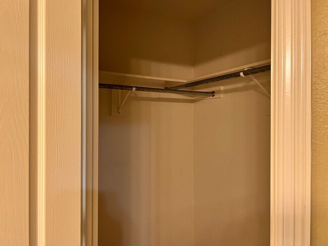 Building Photo - 441 Maggie Cir
