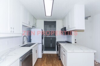 Building Photo - a 2 bedroom, 1.5 bath condo for rent at Ka...