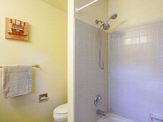 Building Photo - 3372 Capstan Way