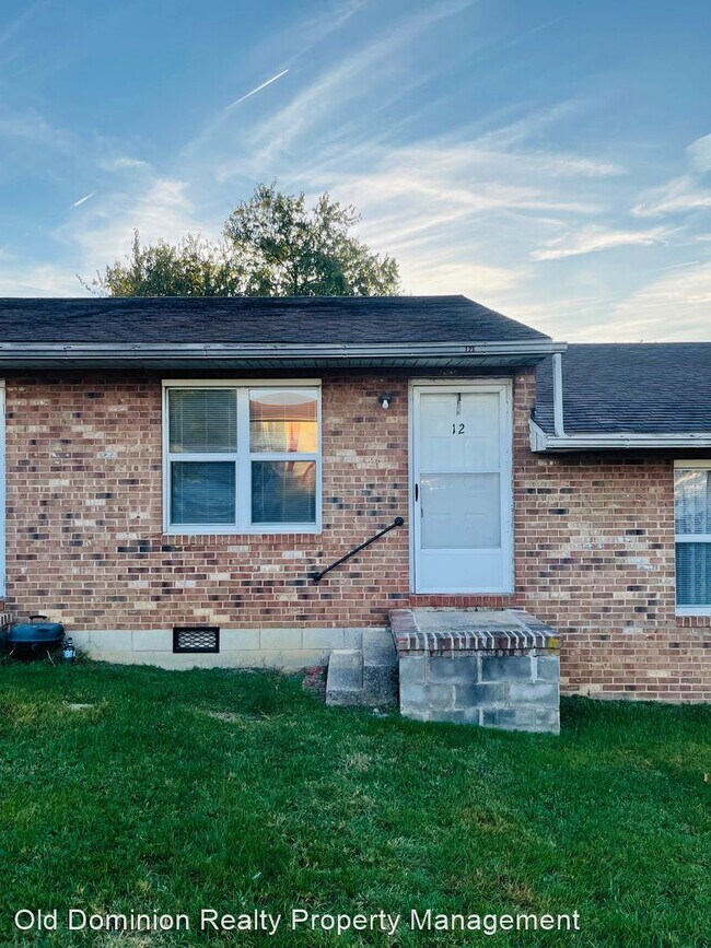 1 br, 1 bath House 127 Morningside Drive 127 Morningside Dr