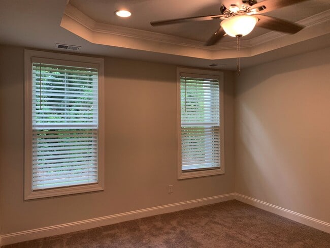 Building Photo - 4 Bedroom, 2.5 Bath, Pet Friendly Town Home with Garage Within Barefoot Resort and Golf! Availabl...