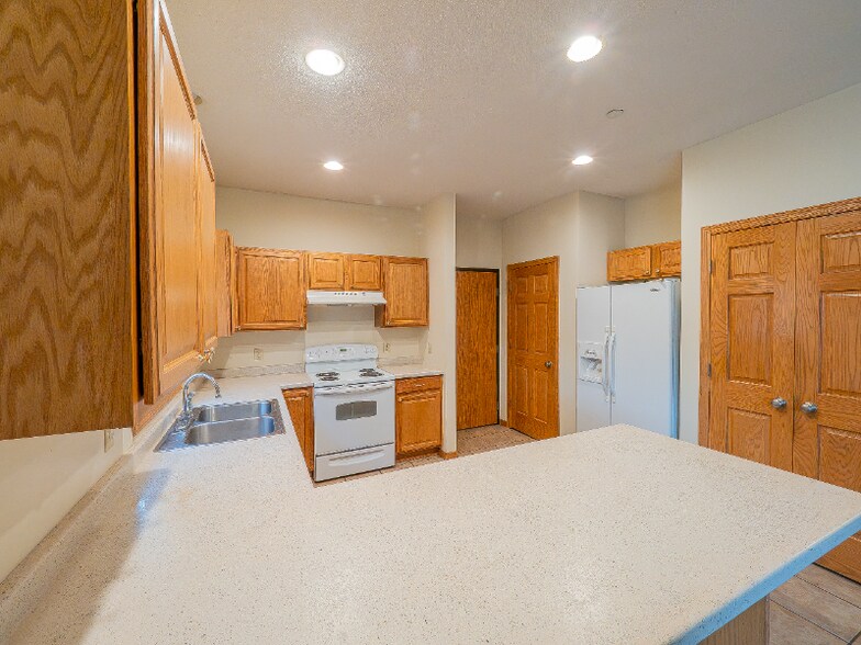Building Photo - 3306 Blaisdell Ave