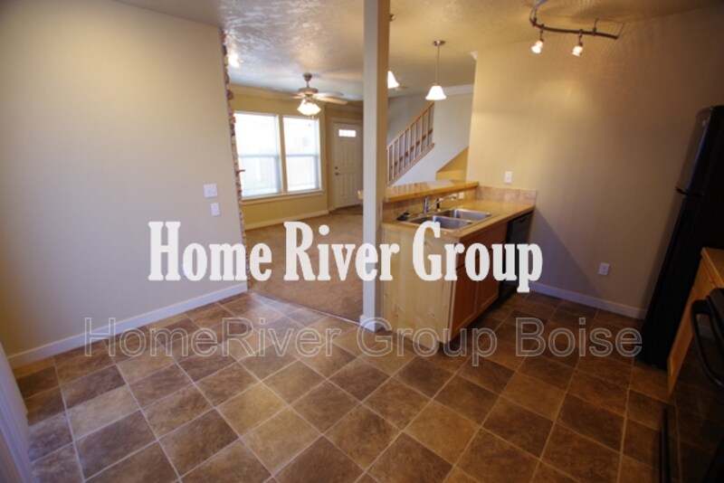 Building Photo - 9129 W Brogan Dr