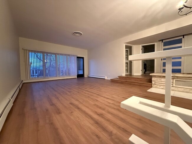 Building Photo - 2435 N 76th Ct