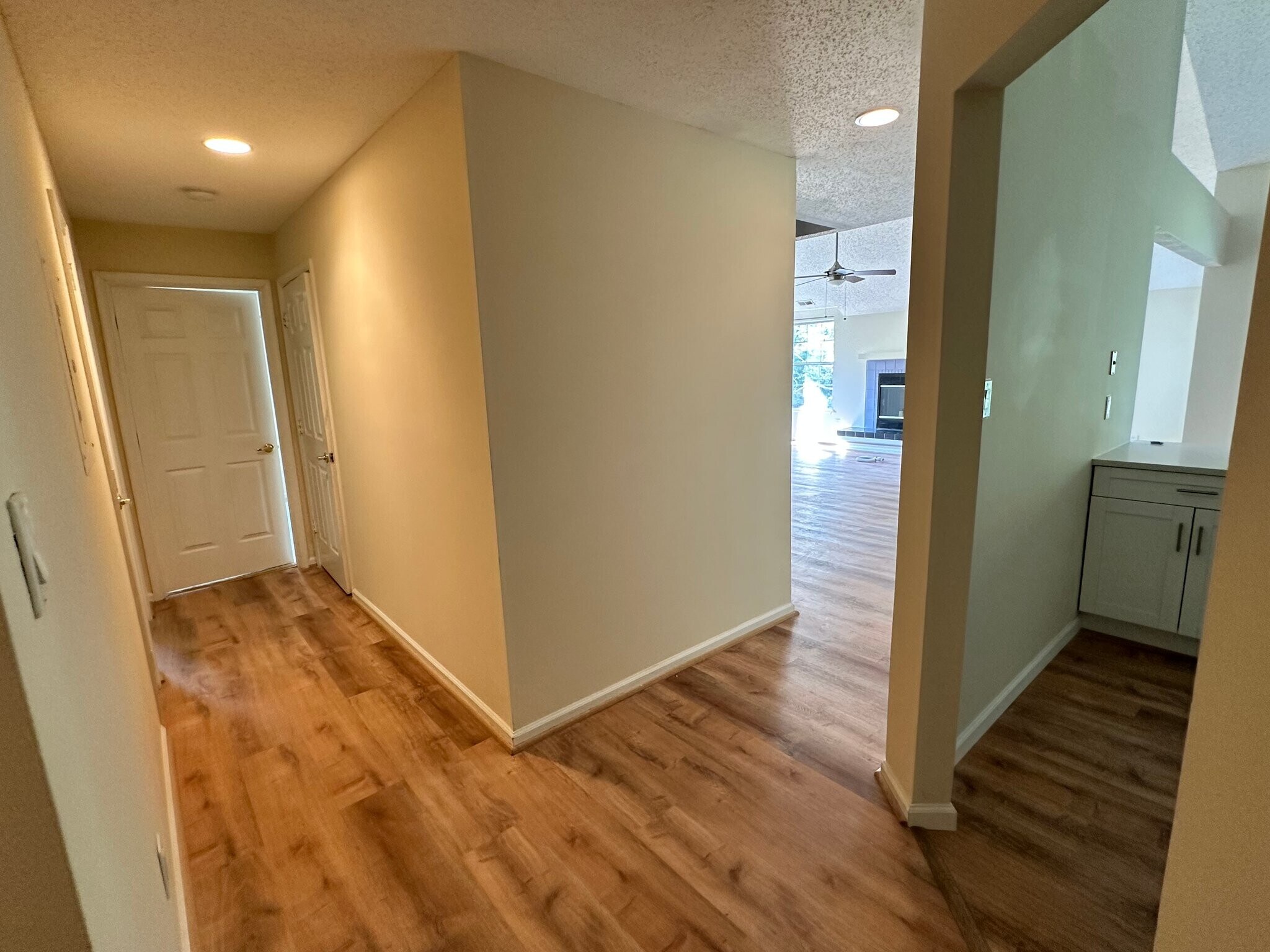 Building Photo - 203 Eagles Chase Dr