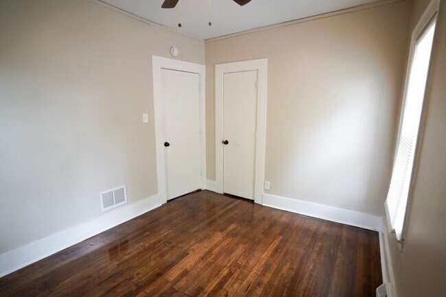 Building Photo - 12078 N Martindale St