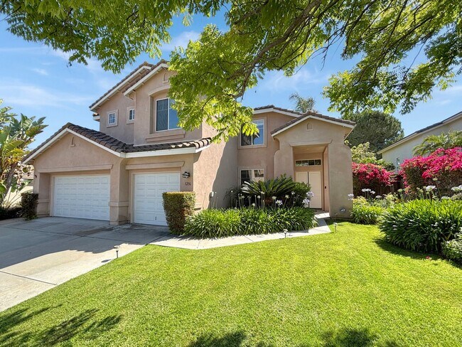 Primary Photo - Beautiful & Spacious 5BD/3BA House in East...