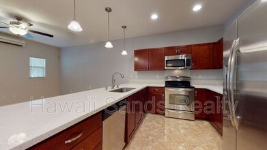 Building Photo - 1155 Kakala St