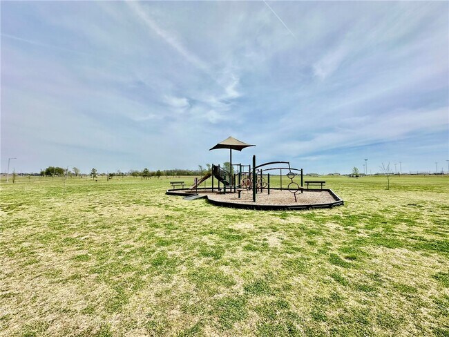 Building Photo - 6747 Winterwood Ave