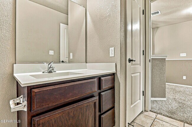 Building Photo - 12121 Zavi Ln