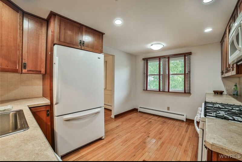 Building Photo - 46 MacArthur Dr