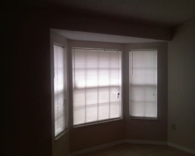 Building Photo - 867 Lake Jackson Cir