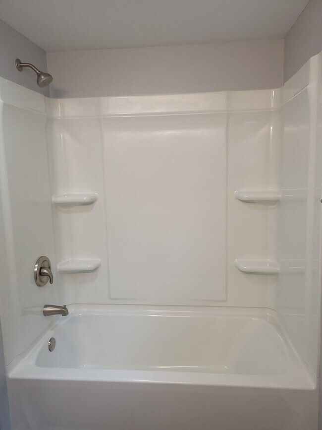 Building Photo - 357 Gilmore St