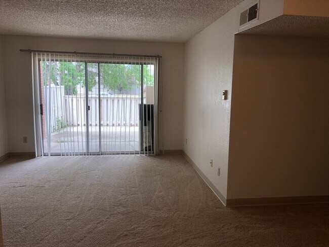 Building Photo - Will5110