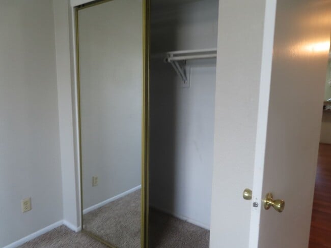 Building Photo - North Mesa 2 Bedroom 2 Bath Condo in Gated Community