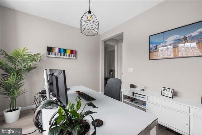 Building Photo - 154 Nevermore Dr