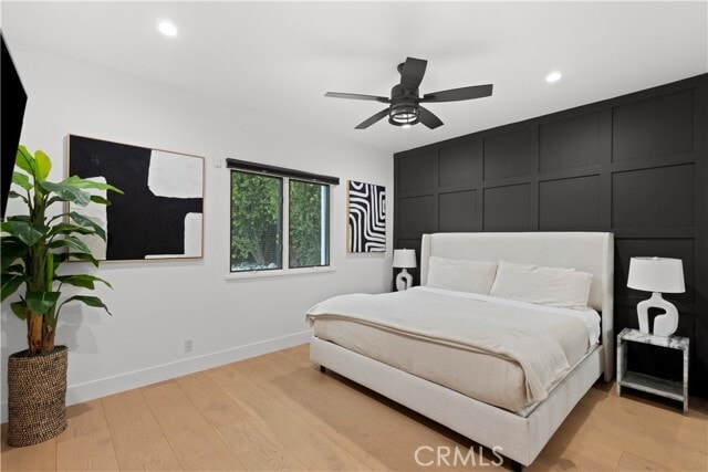 Building Photo - 5946 Woodlake Ave