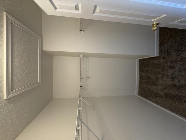 Building Photo - 1006 Hickam Rd