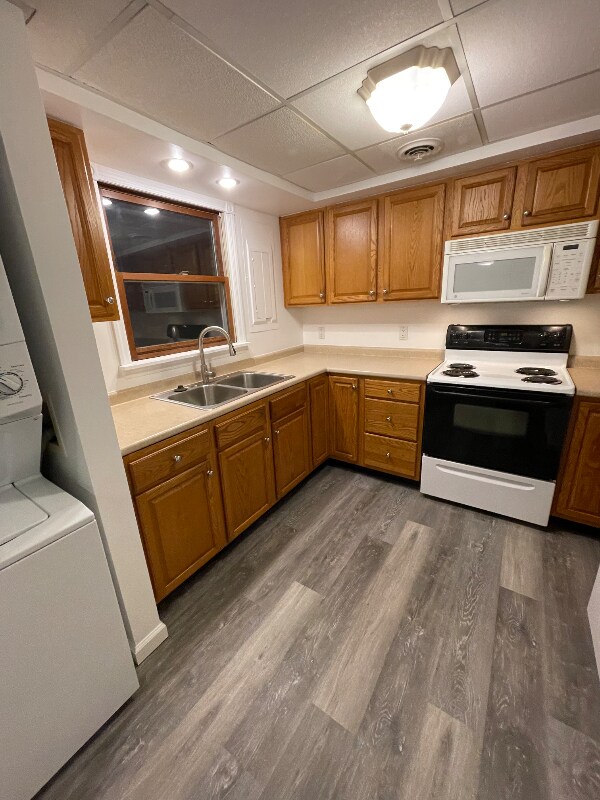 Building Photo - 110 Youngstown Rd