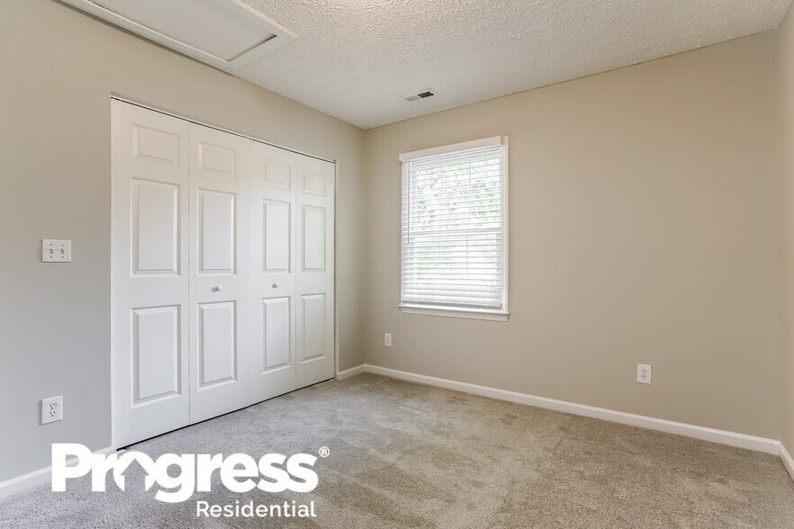 Building Photo - 116 Elmridge Dr