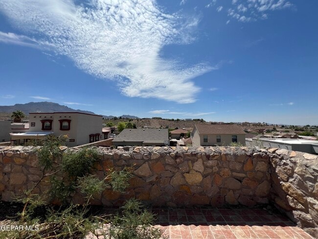 Building Photo - 6700 Hermoso Del Sol Dr
